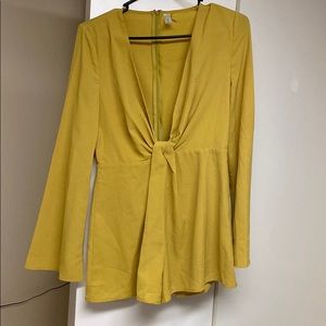 Mustard romper
